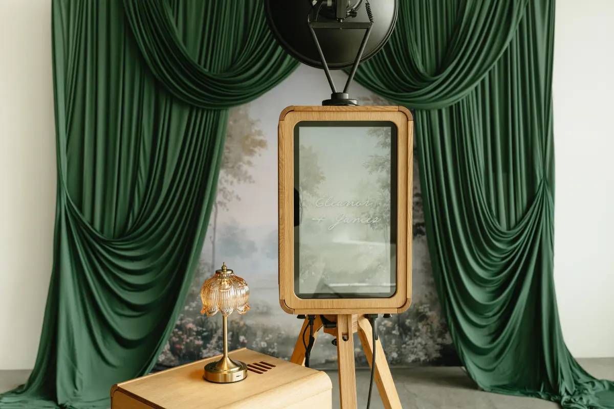 Oak Photo Booth rental Los Angeles